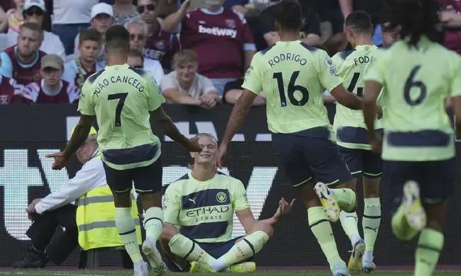 汉堡vs斯图加特：洛孔加、卢卡-武什科维奇首发，努贝尔、达希勒出战