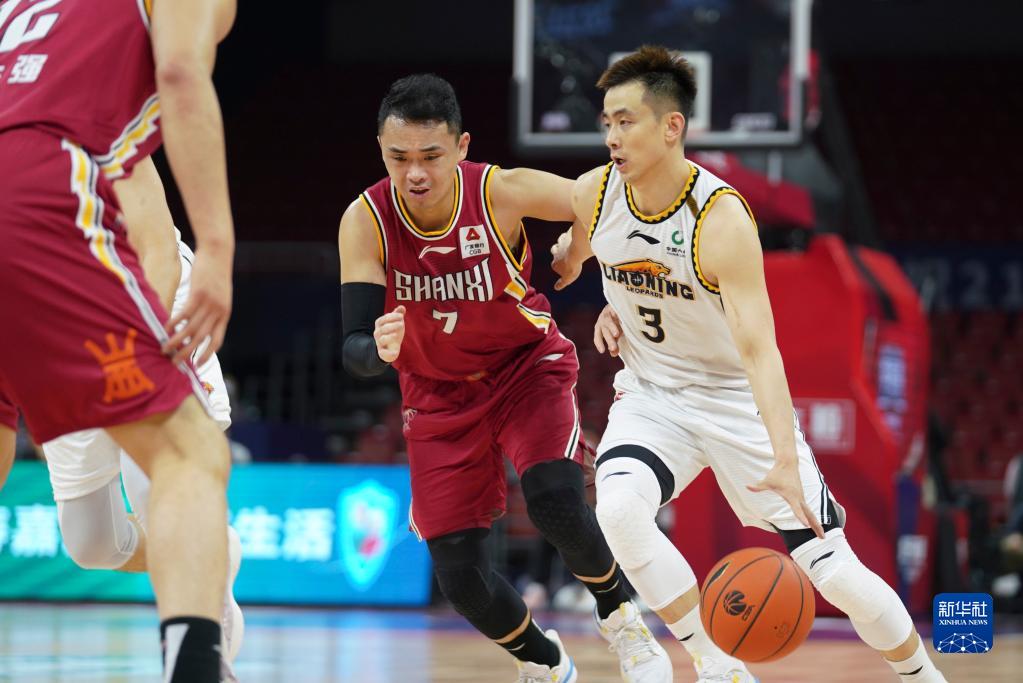 [中超]王大雷染红 成都蓉城“三杀”山东泰山