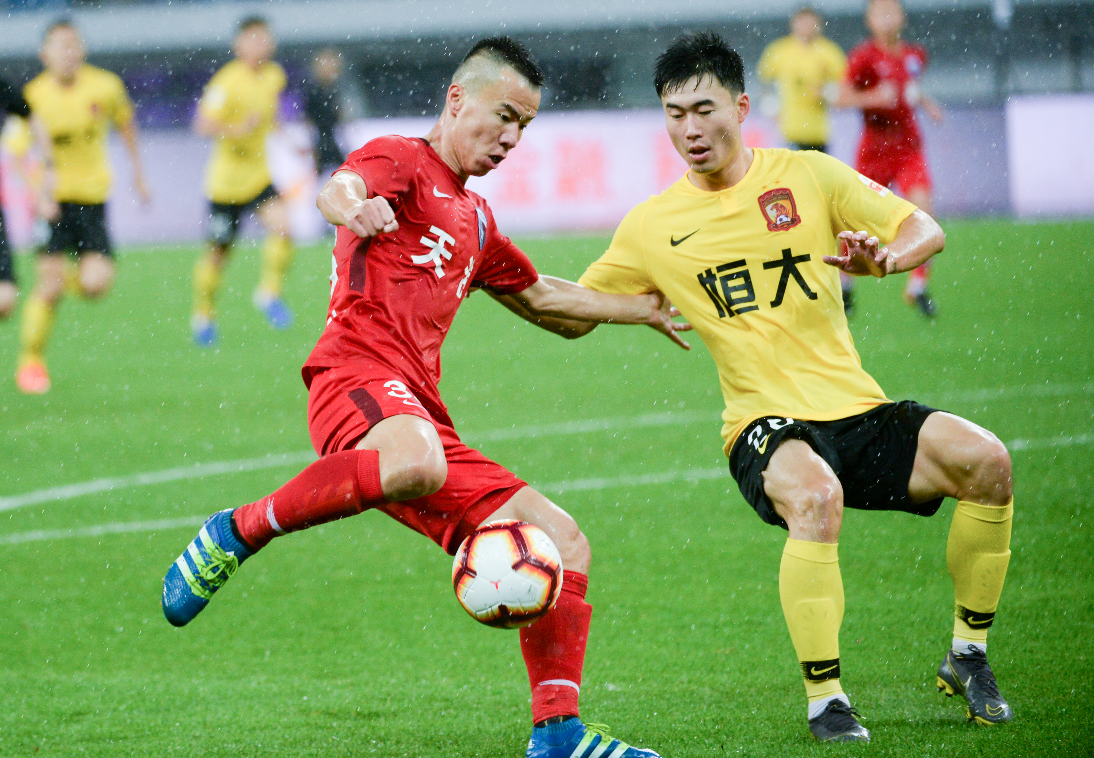 维尔茨建功 利物浦战平富勒姆