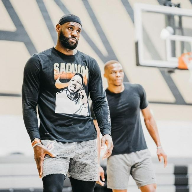 施洛特贝克：当灯光亮起、多特的主场沸腾时，我们很难被击败